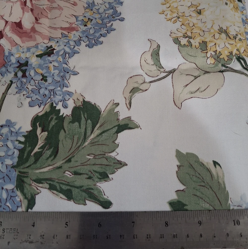 FABRIC #1350 - Home Decor - Country Floral Lilacs Large Print Blue Red - 60 x 72